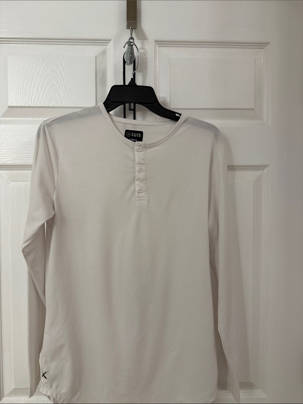 Men’s Long-Sleeve Henley Shirt in Off-White